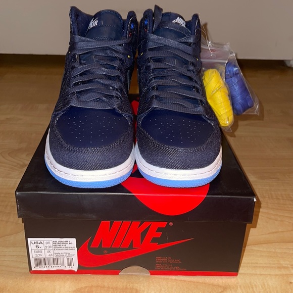 Air Jordan Denim 1 Retro High BG Size 5 - Picture 1 of 9